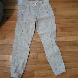 Athlete Cabo Tide Linen Joggers